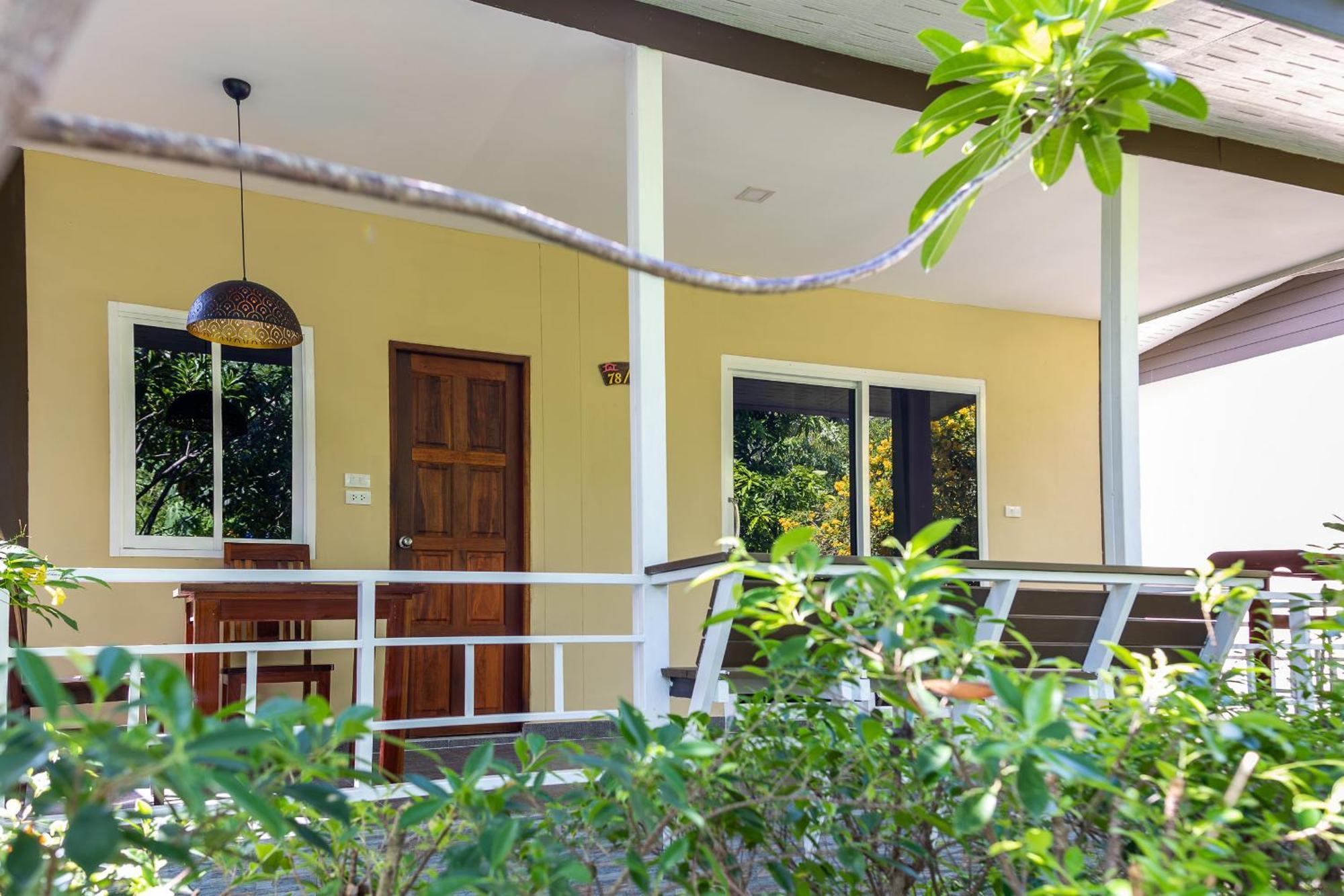 Apple Villa